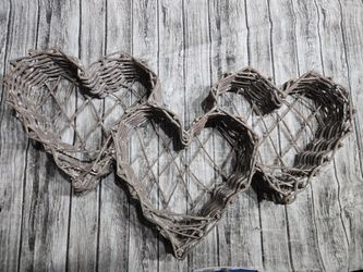 VINTAGE 27x17x4 Woven Wicker Wooden 3 Heart Wall Shelf Excellent Condition RUSTIC PRIMATIVE Powers & Constitution area 