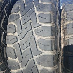 LT285/70/17 Toyo Open Country RT Tires (4)