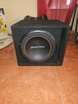 Pioneer 12-in Audio car speaker