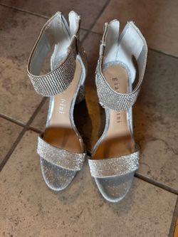 Size 7 1/2 Sparkly Silver Strappy Heel.