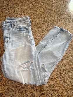 American eagle distress jeans