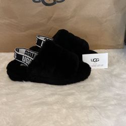 Women Size 7 Ugg Slides