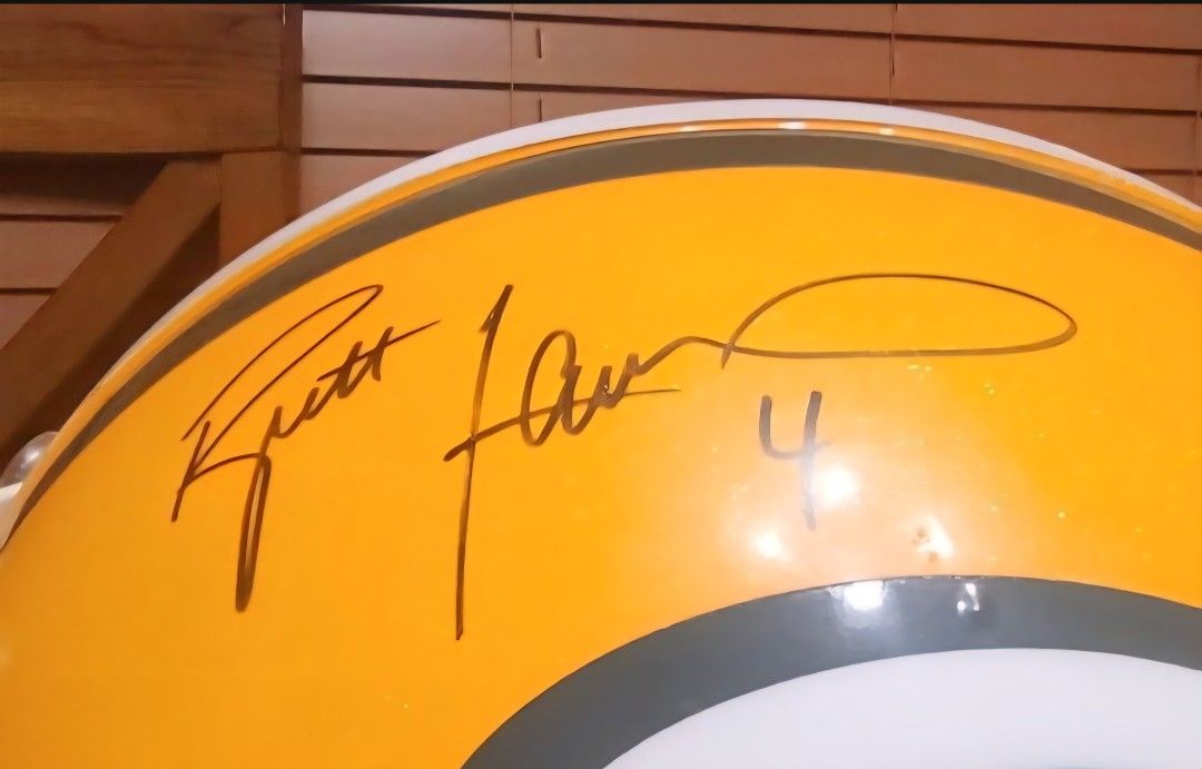 SIGNED PACKERS & HALL OF FAME HELMETS!