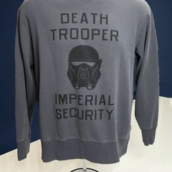 Star Wars Death Trooper Helmet Imperial Security Sweatshirt Uniqlo UT Large Gray