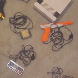 Nintendo Gaming System 