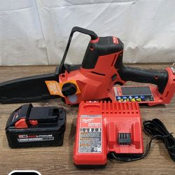 Milwaukee Fuel  18v 8" Hatchet Kit Brand New