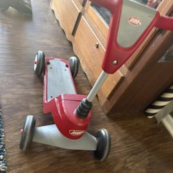 Radio Flyer Scooter 