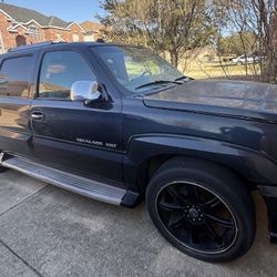 2004 Cadillac Escalade