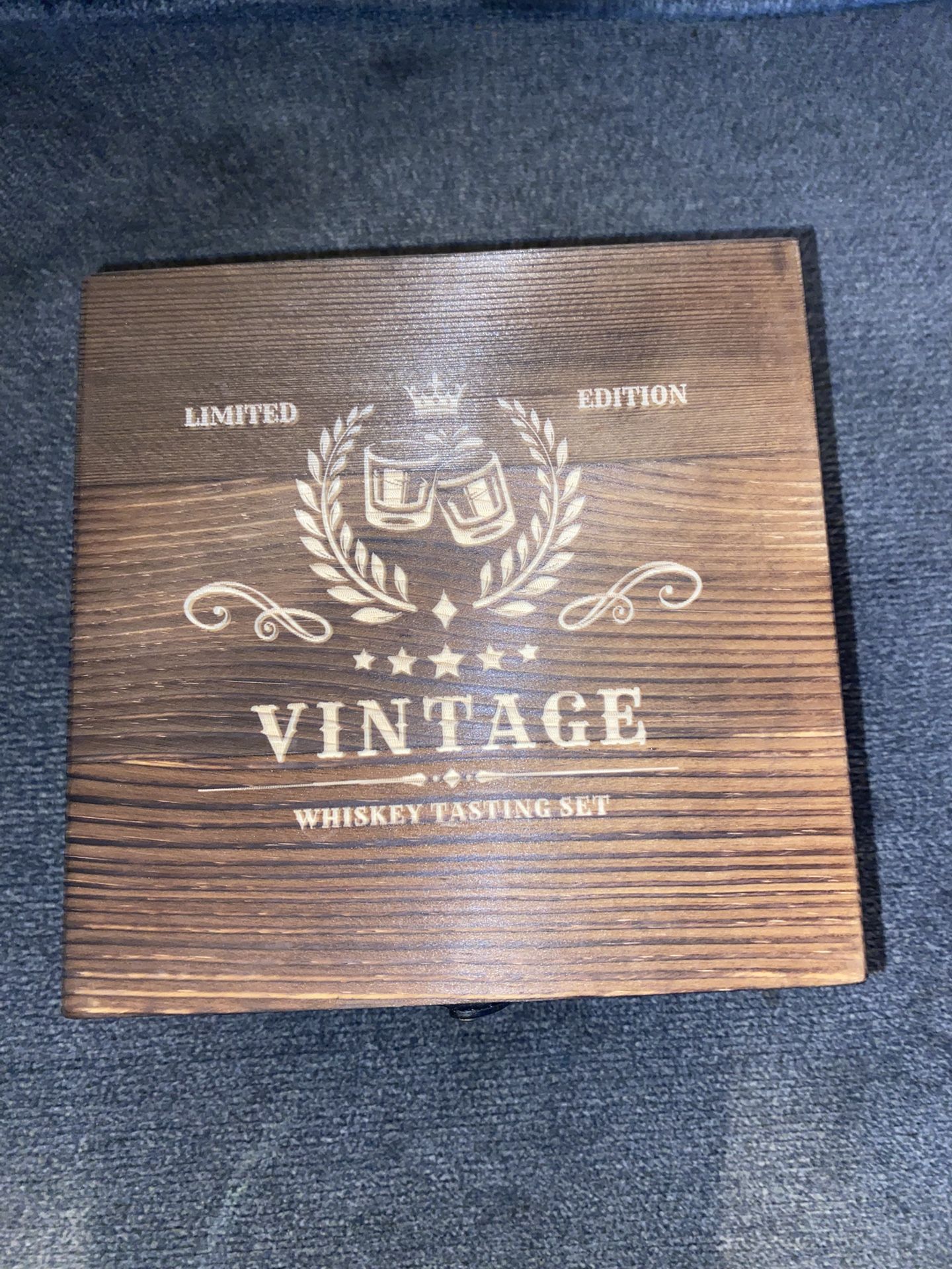 Vintage Whiskey Tasting Set