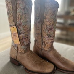 Women’s Soto Floral Cowboy Boot