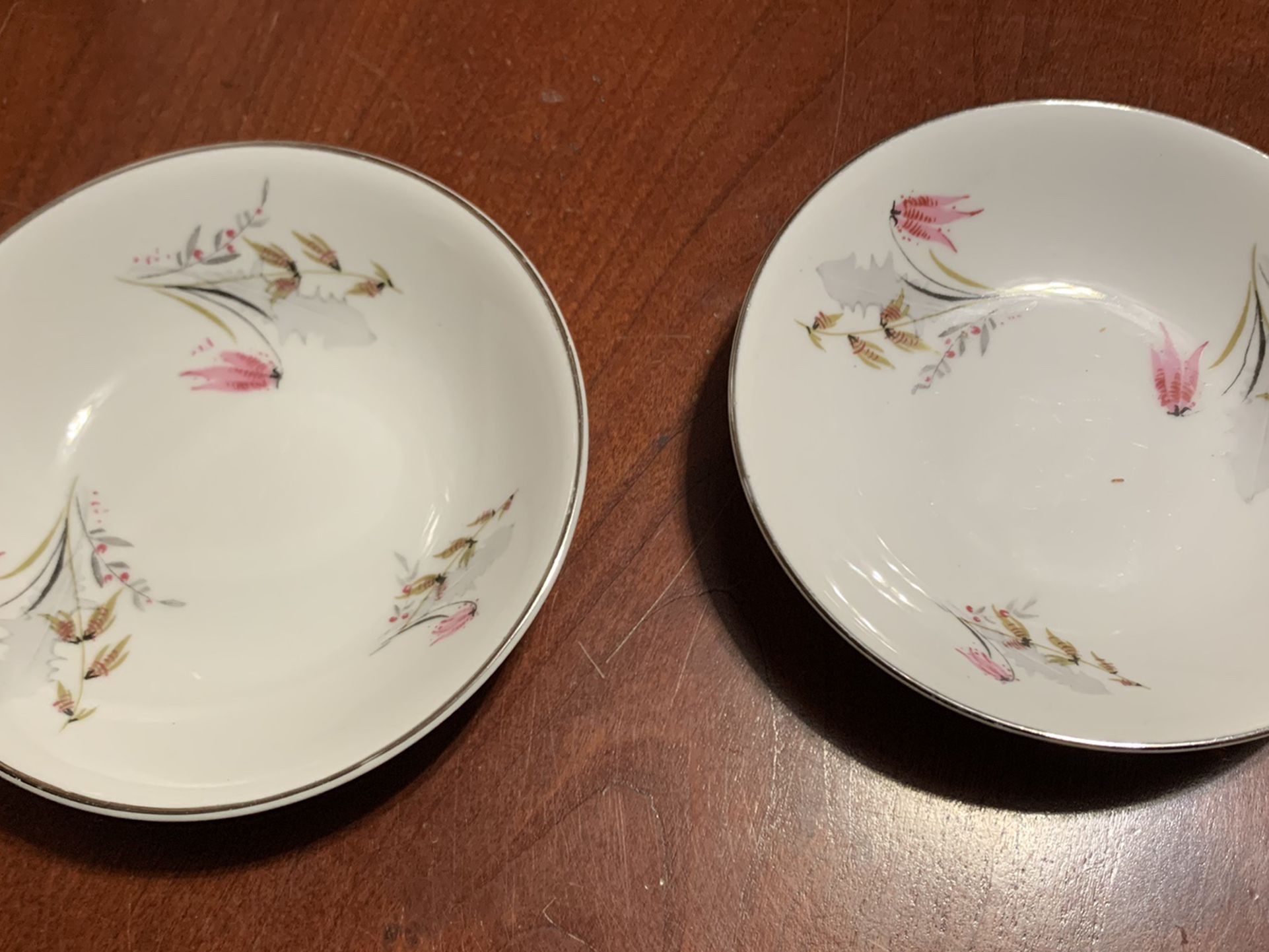 Royal Duchess Fine China (2) Mountain Bell pattern fruit bowls