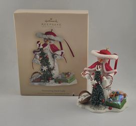 Hallmark Keepsake Club Ornament 2007 Decorating Snow Lady