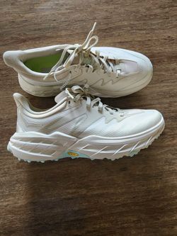 HOkA ONE ONE