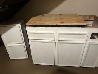 Cabinets 4 sale.