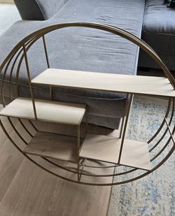 Round Wall Shelf