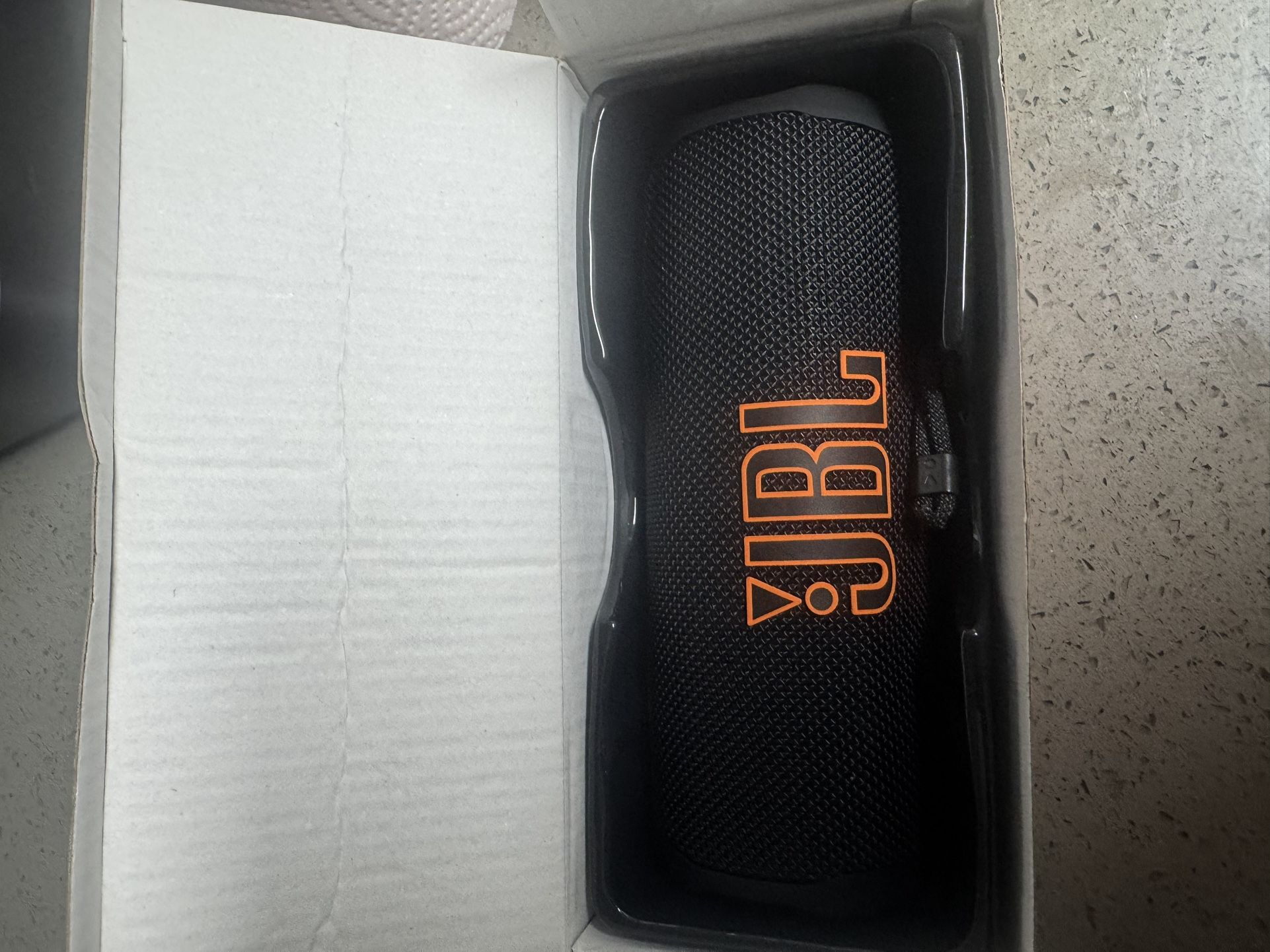 JBL Flip 6