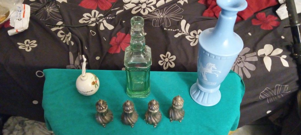 Random Vintage Bottles And Shakers 