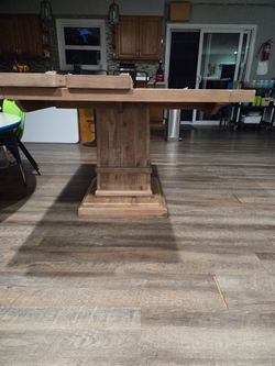 42"square wood pedestal dining table