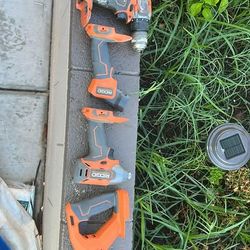 Ridgid 5-Piece Cordless Power Tool Set