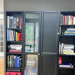 Bookshelf (4x) And Corner Shelf (1)