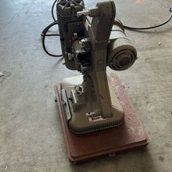 Vintage Regal K-109 Projector Works!!
