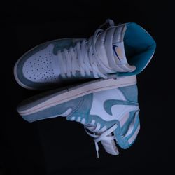 2019 Air Jordan 1 Retro High OG 'Turbo Green' Size: 9.5