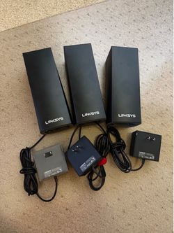 Like new Linksys Velop WHW03 Mesh WiFi System - 3 Pack