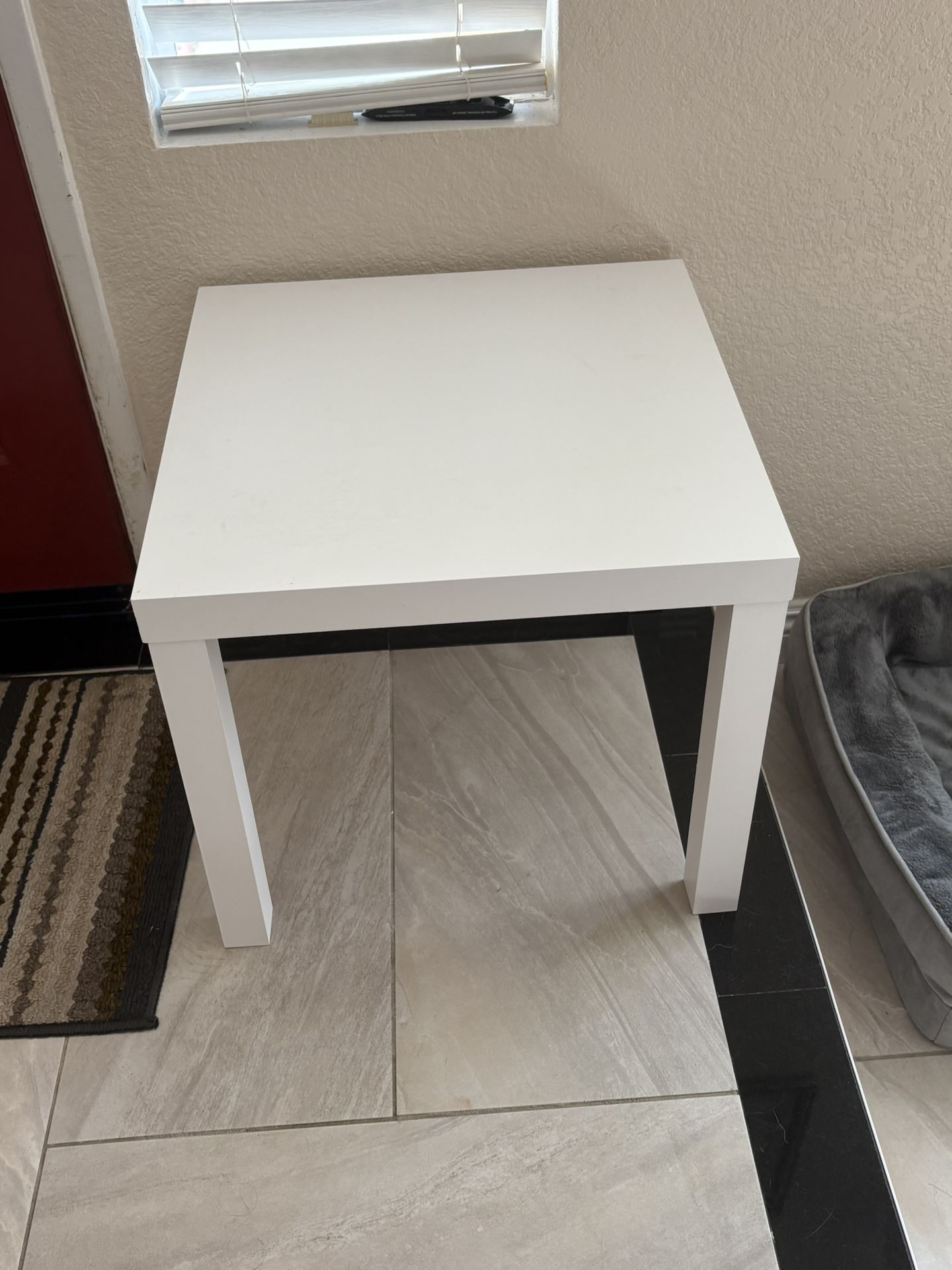 White Ameriewood Table