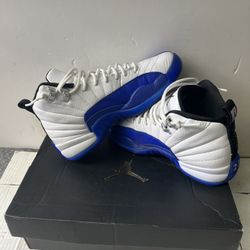 Air Jordan Shoes, Size 4.    #3992
