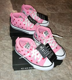 Converse pink heart 💕 shoes new $30 each firm