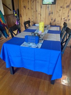 Dining Table & Chairs