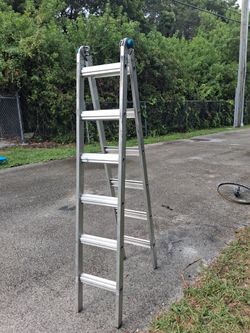Heavy duty grade 12 foot extension ladder A frame ladder