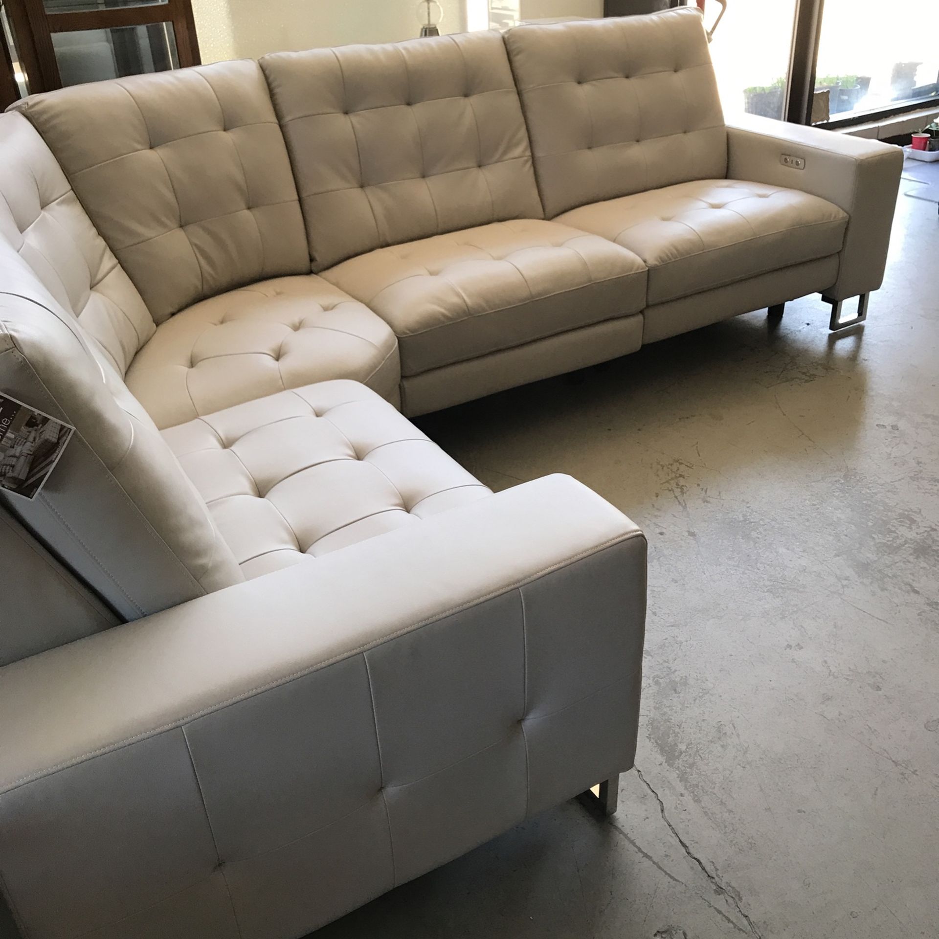 White Leather Sectional (power)