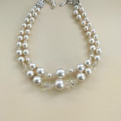 Faux Pearl Choker 