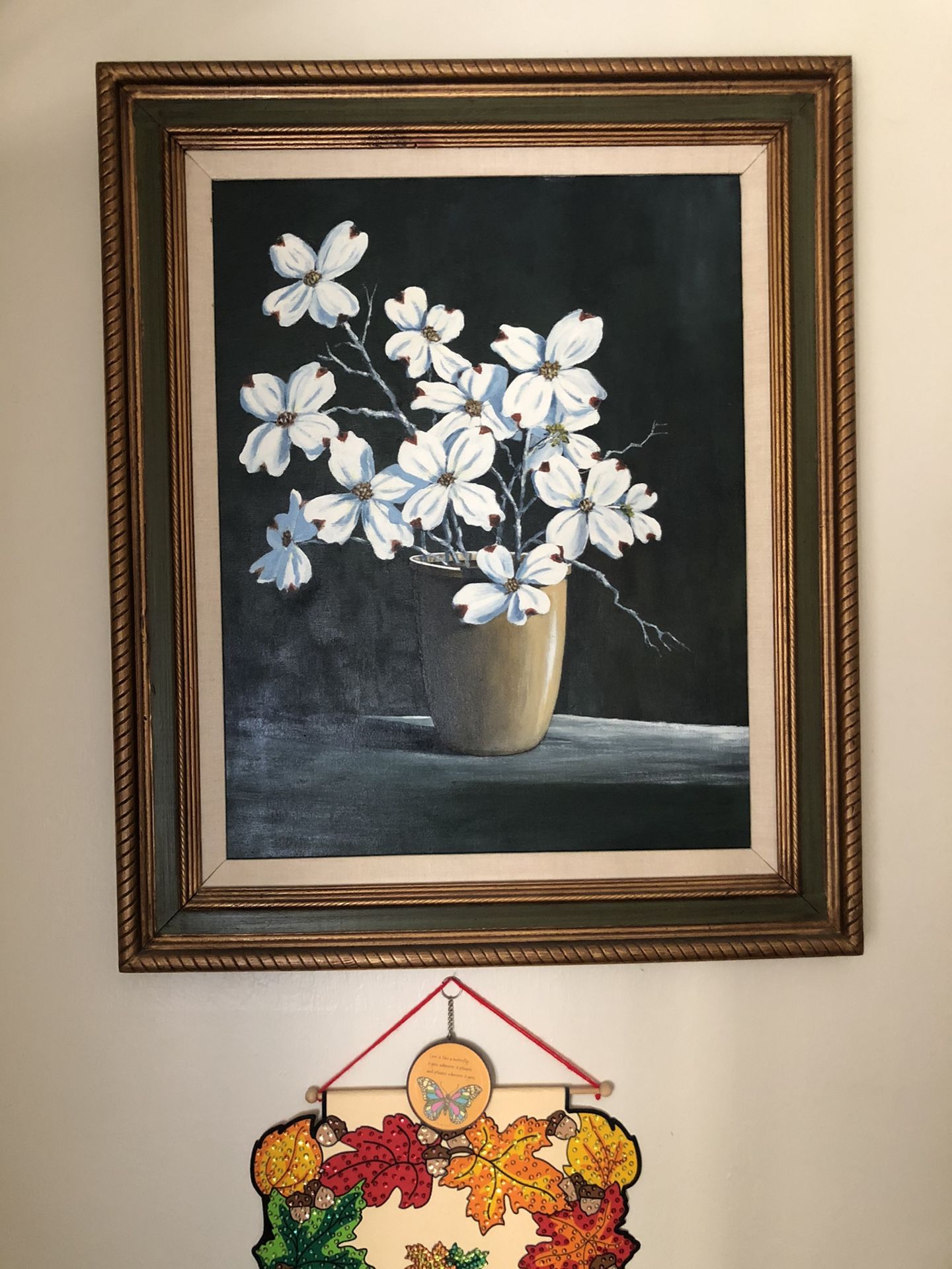 Dogwood picture in frame