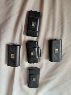 GameStop Xbox Li-Ion Rechargeable Battery's
