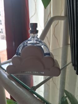 Ariana Grande Cloud Perfume