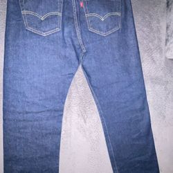 501 Levis Dark Blue W33 L32