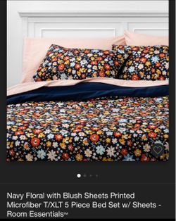 Comforter (Size Twin XL only available)