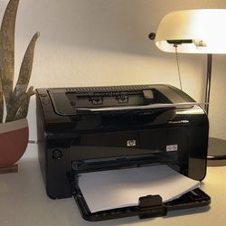 HP LaserJet P1102w Printer