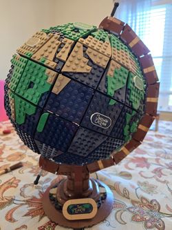 LEGO 21332 Ideas The Globe