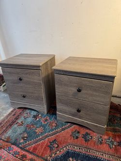 NIGHTSTAND SET OF TWO