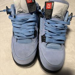 Jordan 4 unc