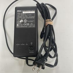 Nikon MH-16 Quick Charger for EN-4 Battery for D1 / D1H / D1X for