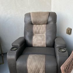 Reclining chair 