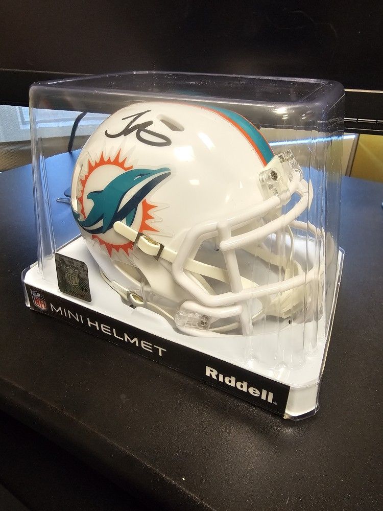 Tyreek Hill Autographed Mini Helmet