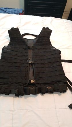 Black tactical vest brand new size xxl