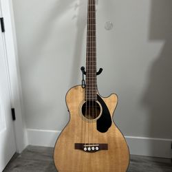 Fender Acoustic Bass (Bajoloche)!