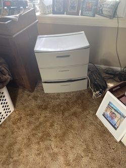 Three  drawer clothing unit , excellent condition 