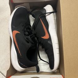 NIKE Size 8 1/2 Good Conditions